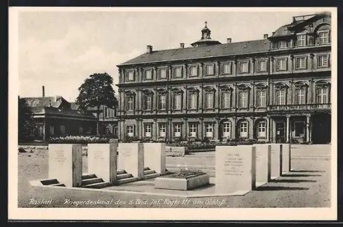 AK Rastatt, Kriegerdenkmal des 3. Bad. Inf. Regts 111 am Schloss