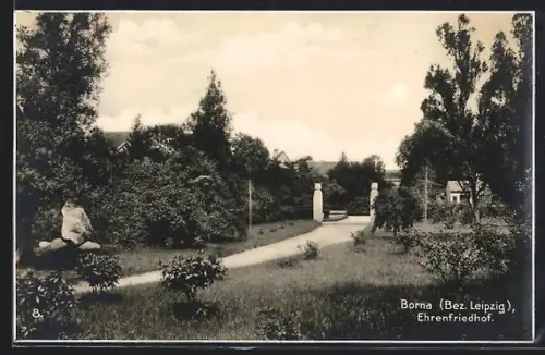 AK Borna /Leipzig, Ehrenfriedhof