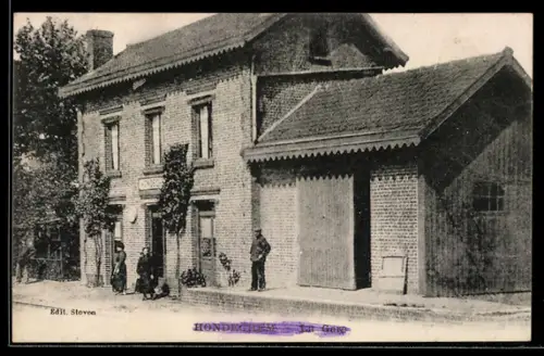 AK Hondeghem, La Gare