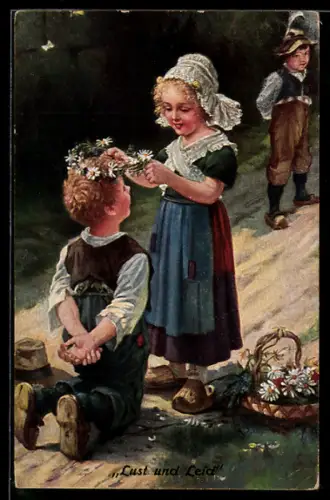 Künstler-AK sign. Prof. Hans W. Schmidt: Mädchen legt Jungen Blumenkranz auf