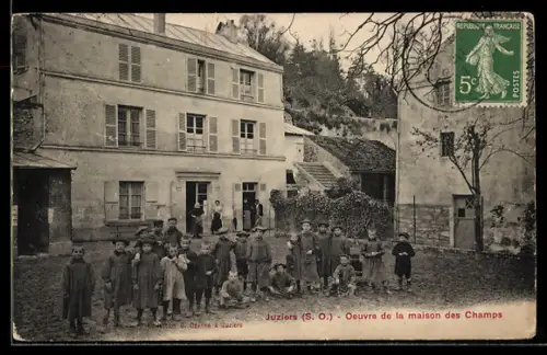 AK Juziers /S. O., Oeuvre de la maison des Champs