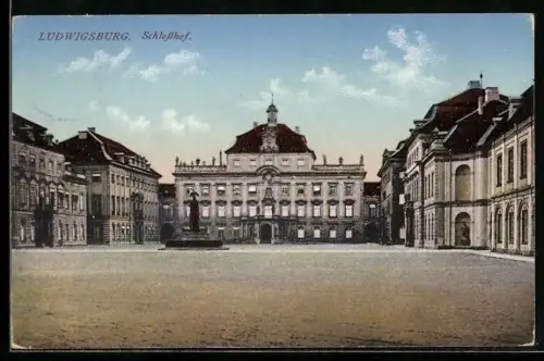 AK Ludwigsburg, Schlosshof, Panorama