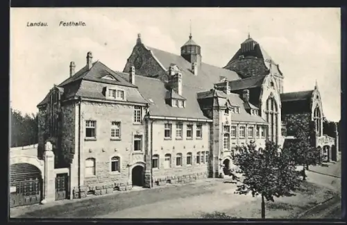 AK Landau, Die Festhalle