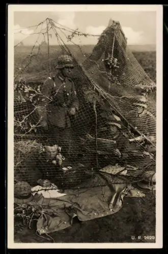 AK Gegen Fliegersicht getarnte Befehlsübermittlungsstelle der Reichsmarine