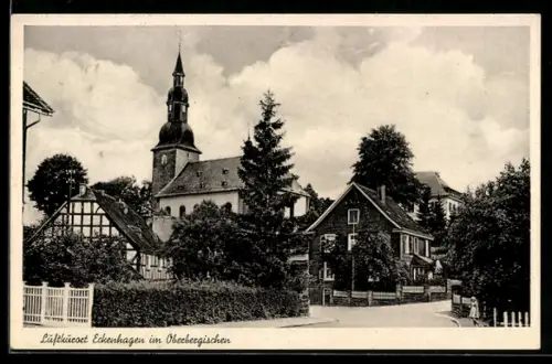 AK Eckenhagen im Oberbergischen, Ortspartie mit Kirche