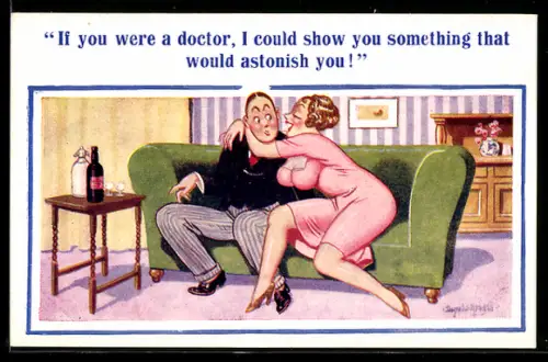 Künstler-AK Donald McGill: Dame umarmt stürmisch einen Mann auf dem Sofa