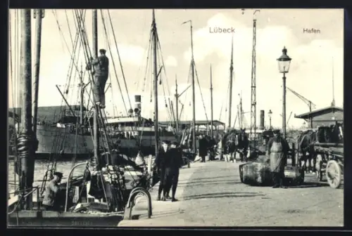 AK Lübeck, Hafen