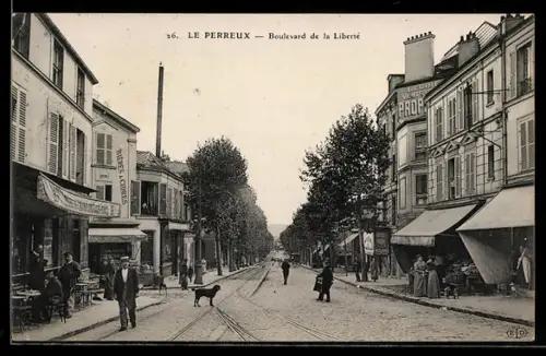 AK Le Perreux, Boulevard de la Liberté