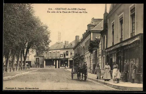 AK Chateau-du-Loir /Sarthe, Un coin de la Place de l`Hôtel-de-Ville
