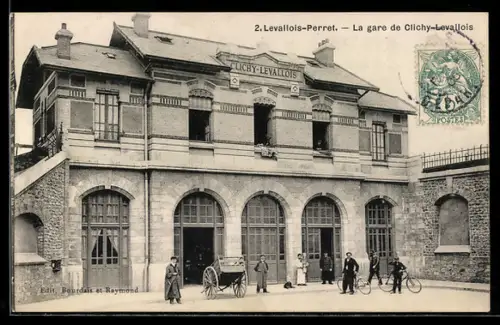 AK Levaillois-Perret, La gare de Clichy-Levallois