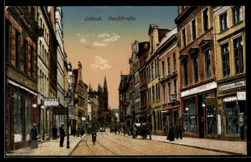 AK Lübeck, Sandstrasse mit Geschäftsfassaden