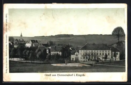 AK Hormersdorf i. Erzgeb., Ortsansicht mit Kirche