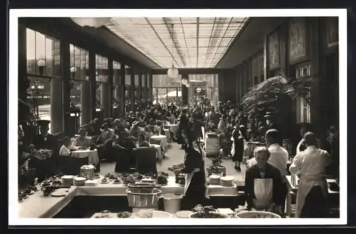 AK Baden-Baden, Kurhaus, Innenansicht, Traubenkur