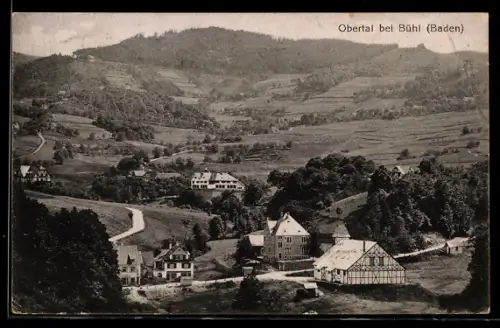 AK Obertal bei Bühl, Ortsansicht mit Fachwerkhäusern und umliegender Landschaft