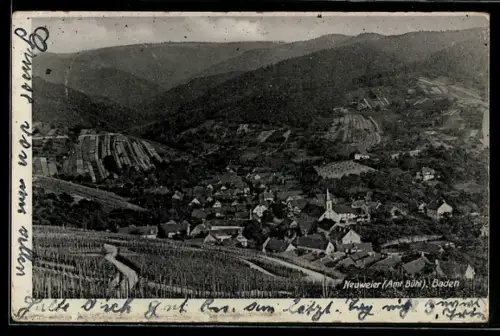 AK Neuweier /Bühl, Ortsansicht mit Weinbergen und Kirche