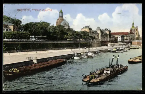AK Dresden, Terrassenufer mit Dampfern