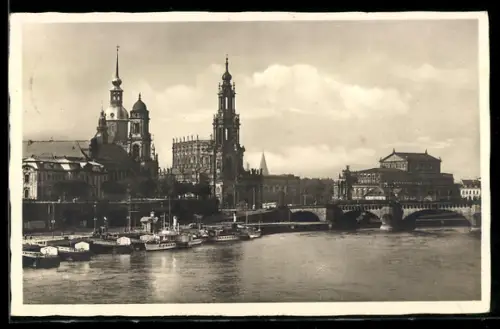 AK Dresden, Reichsstatthalterei, Kath. Hofkirche, Opernhaus