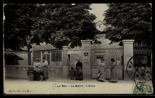 AK Le Mée, La Mairie et l`école