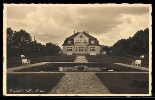AK Preddöhl /Priegn., Villa Maria - Frontansicht mit Bassin und Anlagen