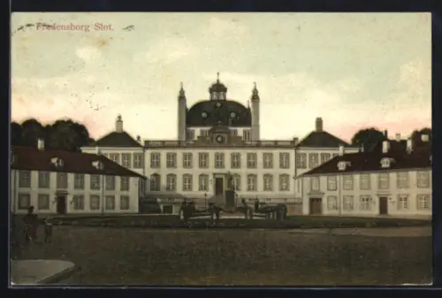 AK Fredensborg, Slot