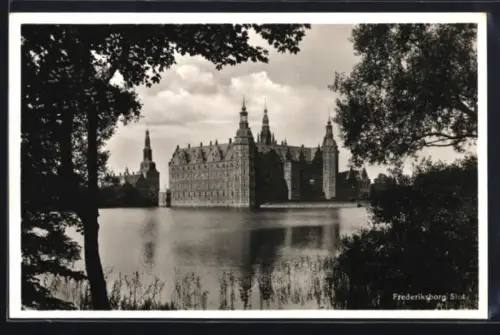 AK Frederiksborg, Slot