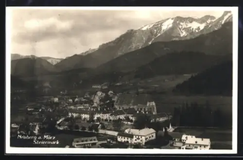 AK Neuberg a. Mürz, Teilansicht mit Strassenpartie