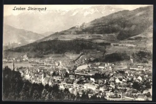 AK Leoben /Steiermark, Teilansicht mit Kirche