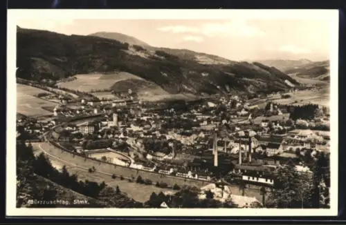 AK Mürzzuschlag, Ortsansicht mit Bahnschienen aus der Vogelschau