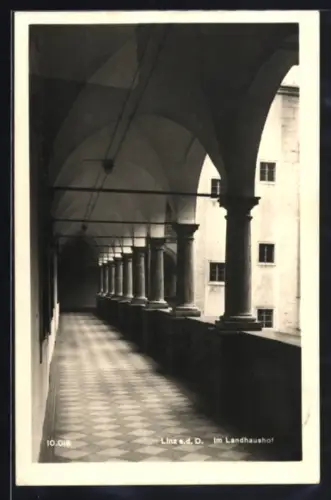 AK Linz a. d. D., Im Landhaushof