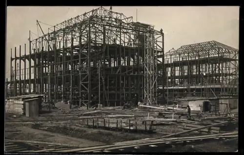 Foto-AK München, Bau des Glaspalast auf dem Gelände des Alten Botanischen Gartens