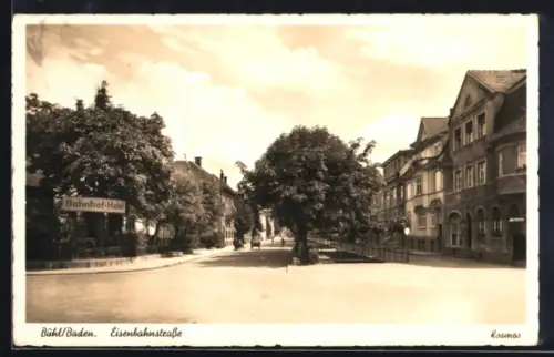 AK Bühl /Baden, Eisenbahnstrasse, Bahnhof-Hotel