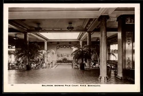 AK Passenger ship R.M.S. Berengaria, Ballroom, showing Palm Court, Passagierschiff