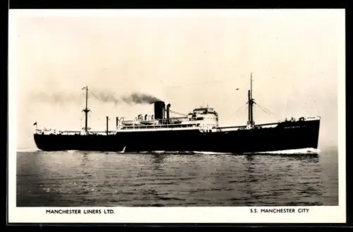 AK Passagierschiff S.S. Manchester City der Manchester Liners Ltd. in voller Fahrt