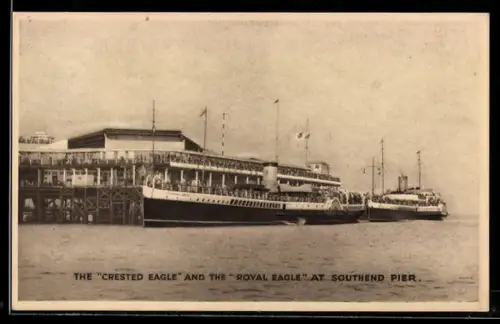 AK Southend, Passagierschiffe Crested Eagle und Royal Eagle am Pier