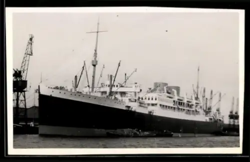 Foto-AK Passagierschiff Highland Princess im Hafen