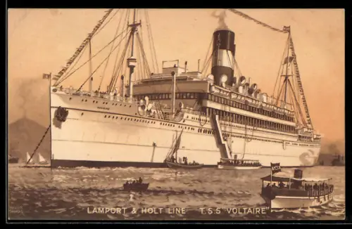 Künstler-AK Passagierschiff T.S.S. Voltaire der Lamport & Holt Line vor Anker liegend