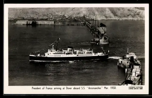 AK President of France arriving at Dover aboard S.S. Arromanches 1950, Passagierschiff