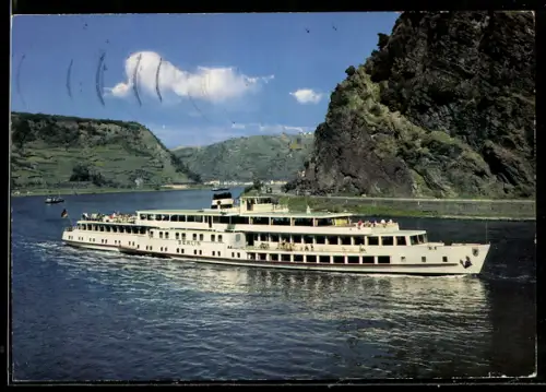 AK Fahrgastschiff M.S. Berlin der Köln-Düsseldorfer Rheinschiffahrt passiert die Loreley