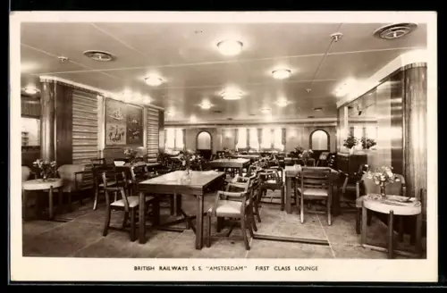 AK British Railways S.S. Amsterdam, First Class Lounge, Passagierschiff