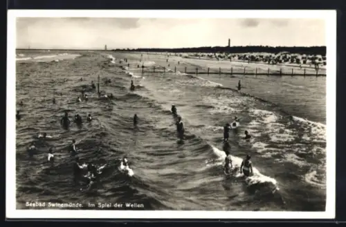 AK Swinemünde, Ostseestrand mit Badegästen