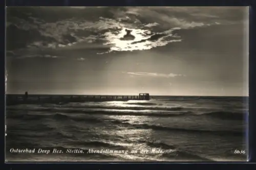 AK Deep /Bez. Stettin, Ostseebad, Abendstimmung an der Mole