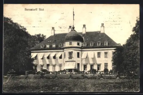 AK Bernstorff, Slot