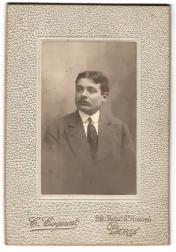 Fotografie C. Cognet, Paris, 28 Faubourg Saint-Honoré, Porträt eines Mannes