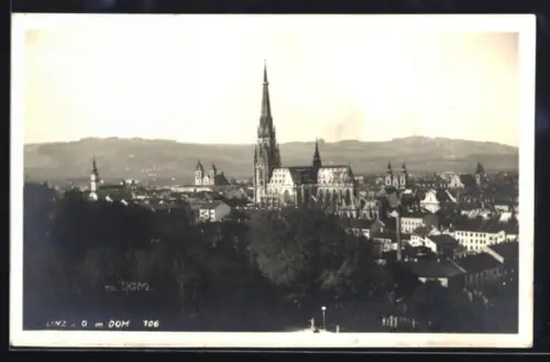 AK Linz a. D., Teilansicht mit Dom