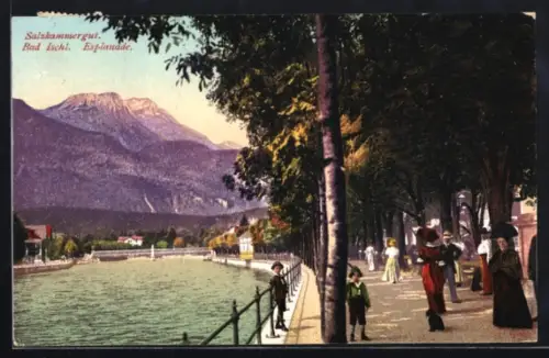 AK Bad Ischl /Salzkammergut, Esplanade mit Passanten