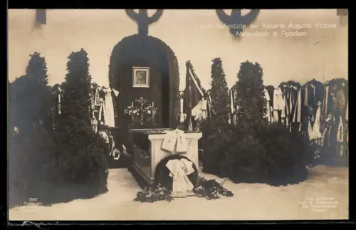 AK Potsdam, Letzte Ruhestätte der Kaiserin Auguste Victoria im Mausoleum