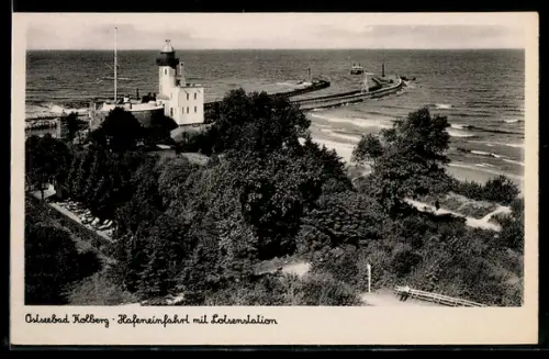 AK Kolberg, Hafeneinfahrt mit Lotsenstation