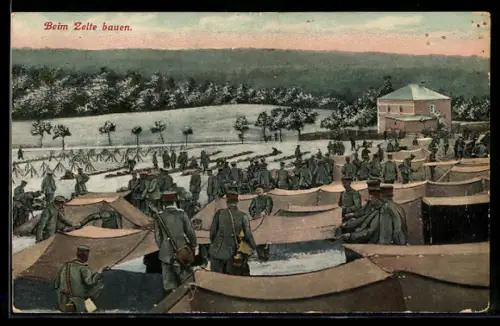 AK Infanterie-Soldaten beim Zelte bauen