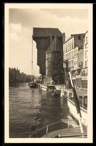 AK Danzig, Blick zum Krantor