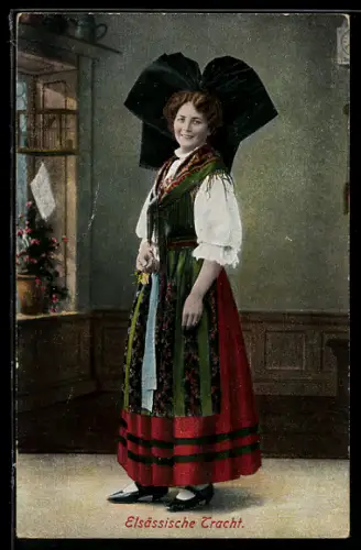 AK Frau in typisch elsass-lothringischer Tracht